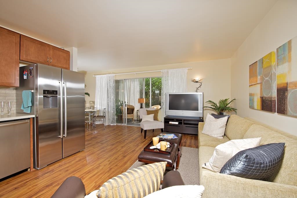 2352 Torrey Pines Road, Unit 2 La Jolla, CA 92037 - Photo 1 of 19 Gallery Image 1