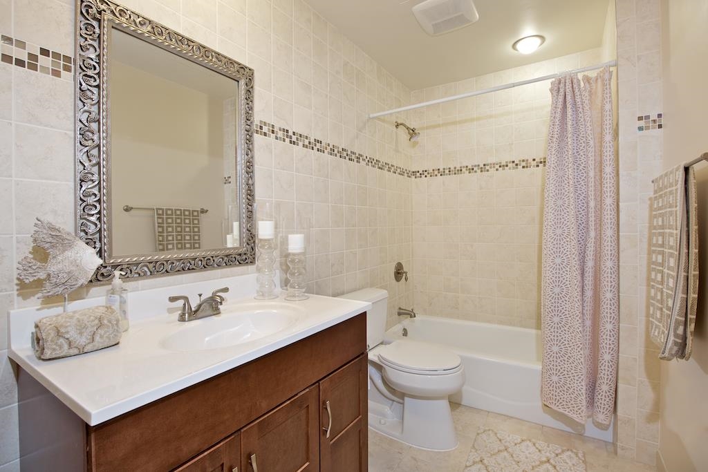 2352 Torrey Pines Road, Unit 2 La Jolla, CA 92037 - Photo 11 of 19 Gallery Image 11