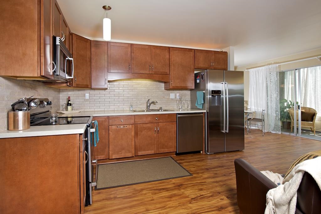 2352 Torrey Pines Road, Unit 2 La Jolla, CA 92037 - Photo 3 of 19 Gallery Image 3