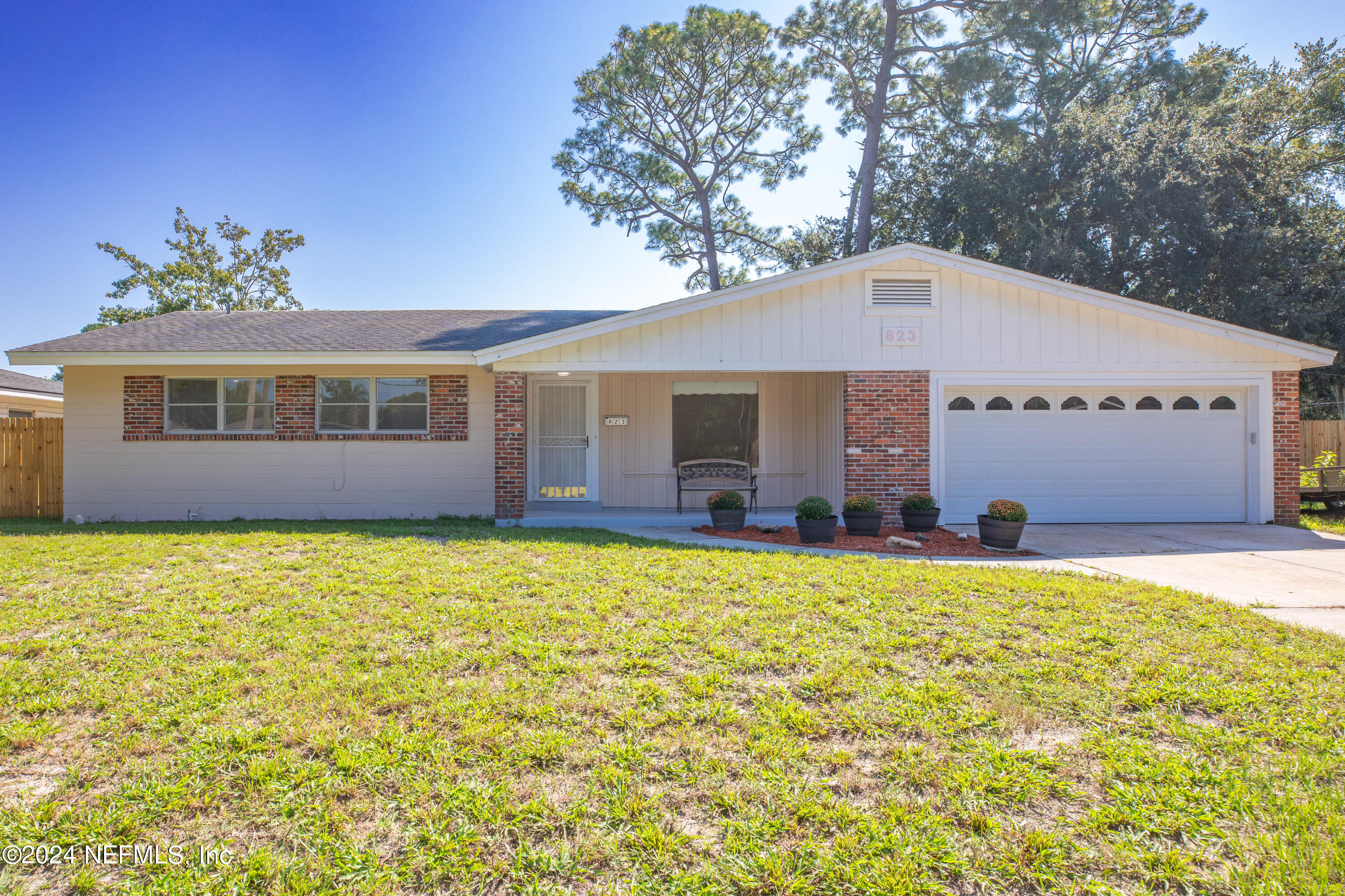 823 Monte Carlo Road Jacksonville, FL 32216 - Photo 1 of 28 MonteCarlo_MKTPHT-8
