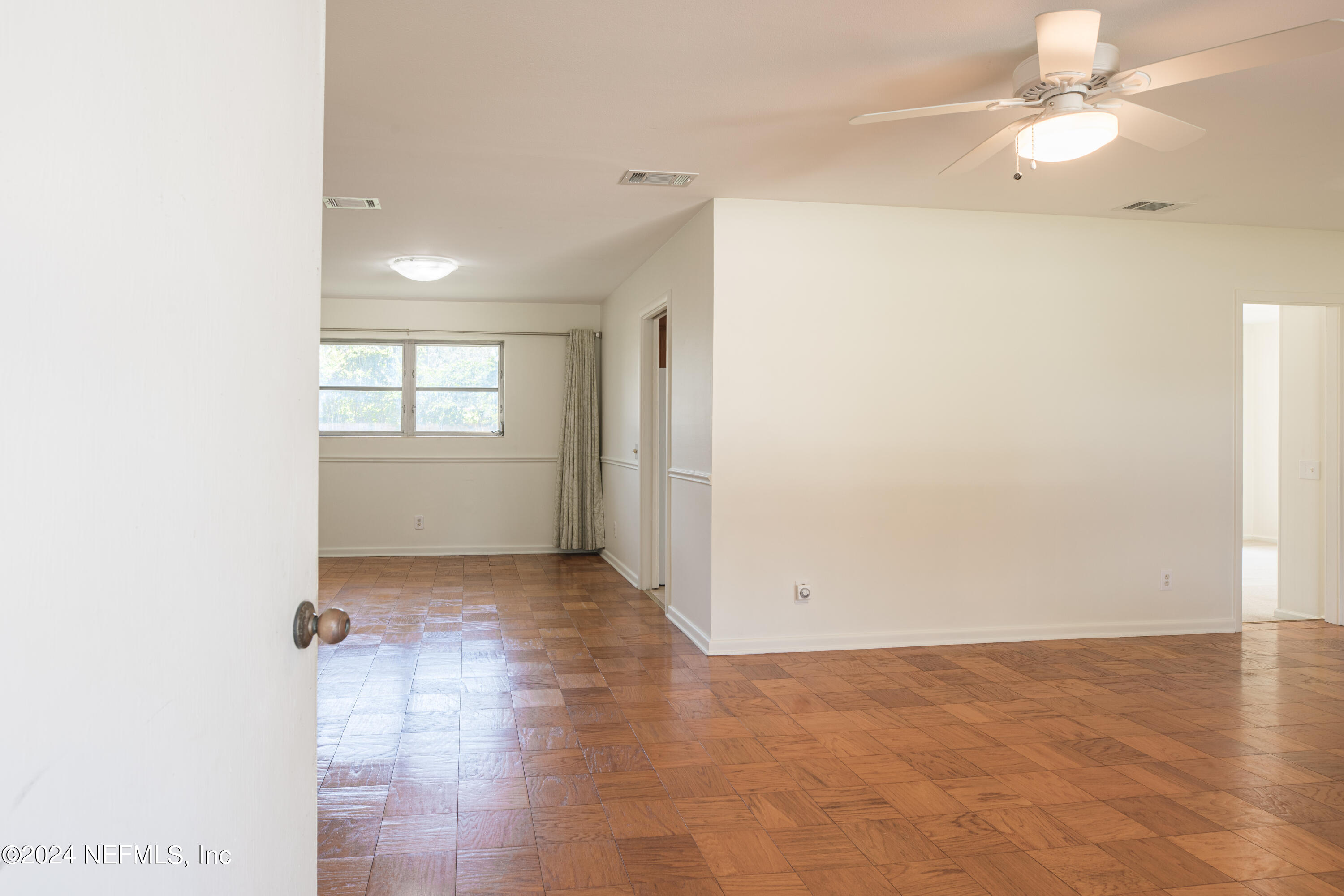 823 Monte Carlo Road Jacksonville, FL 32216 - Photo 5 of 28 MonteCarlo_MKTPHT-12
