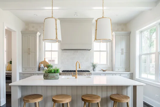 $8,000 | 4489 Central Avenue, Western Springs, IL 60558