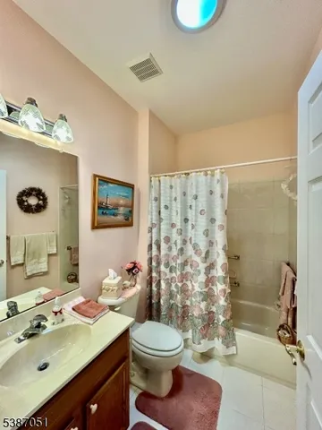 $549,000 | 14 Gascony Circle, Manchester Township, NJ 08759