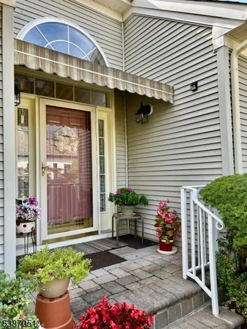 $549,000 | 14 Gascony Circle, Manchester Township, NJ 08759