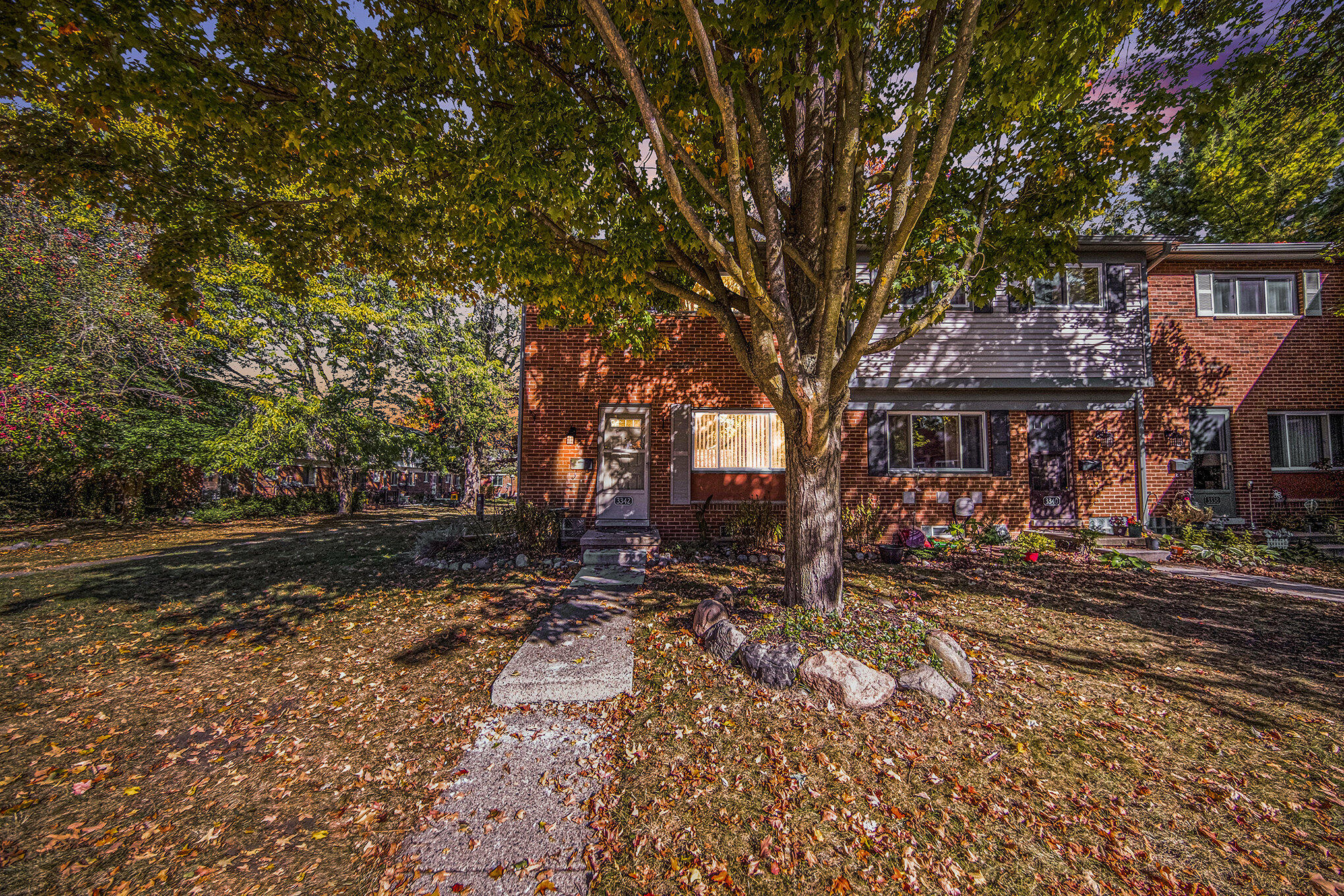 3342 Williamsburg Road Ann Arbor, MI 48108 - Photo 2 of 31 Front of house with twighlight