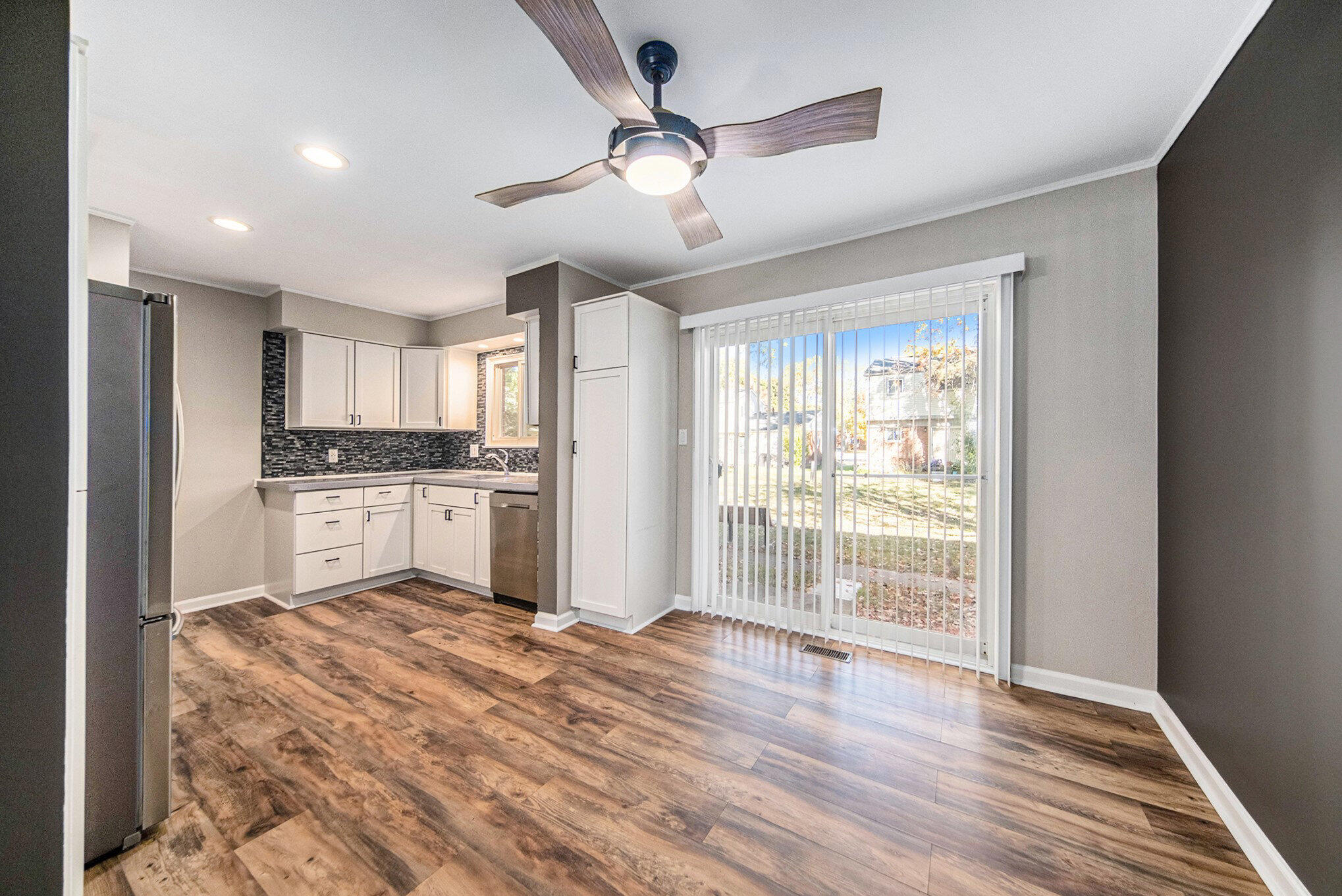 3342 Williamsburg Road Ann Arbor, MI 48108 - Photo 6 of 31 Dining area and kitchen shot