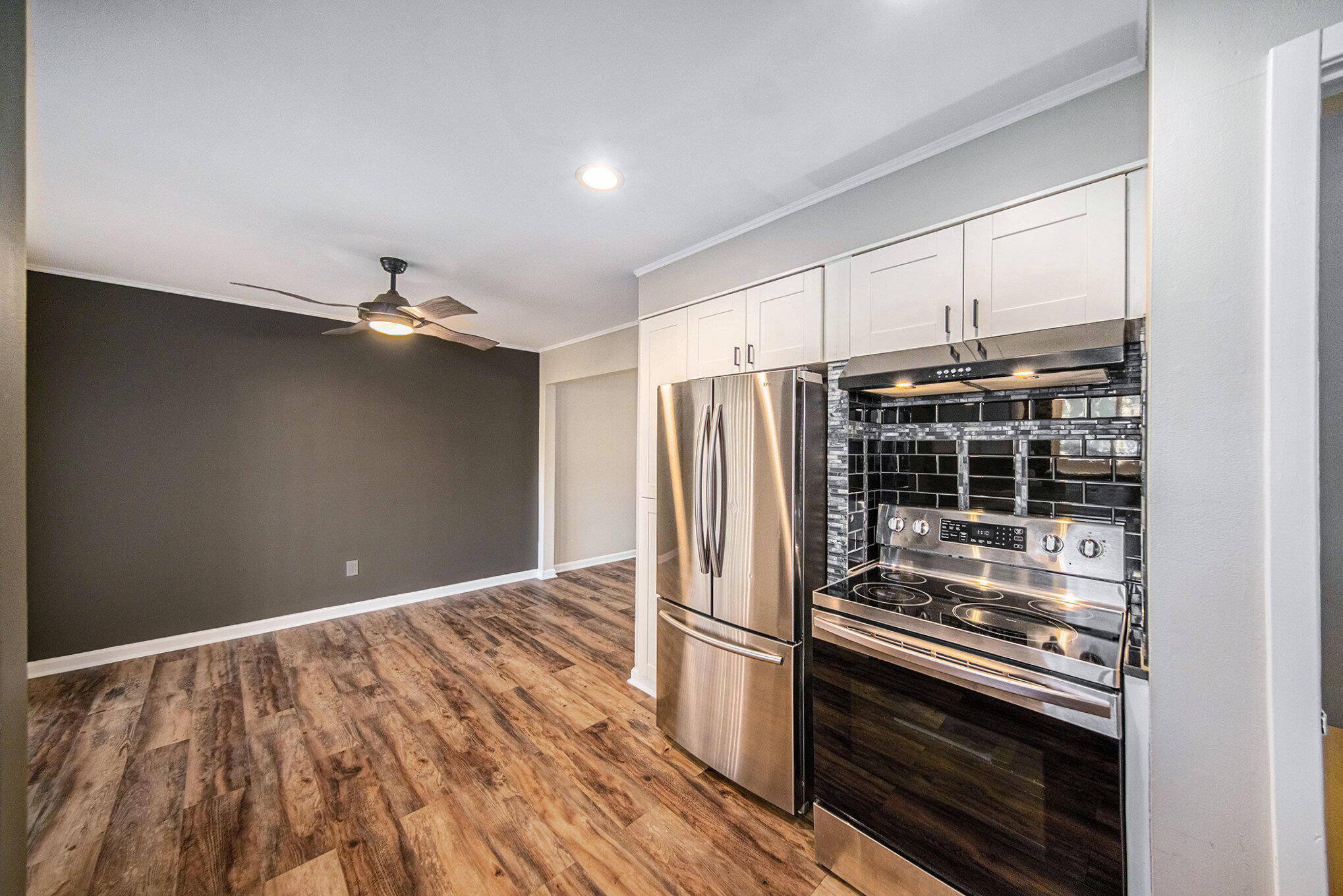 3342 Williamsburg Road Ann Arbor, MI 48108 - Photo 9 of 31 Close up of appliances