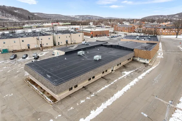 $12 | 457 State Street, Binghamton, NY 13901