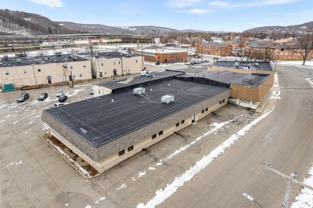 $12 | 457 State Street, Binghamton, NY 13901