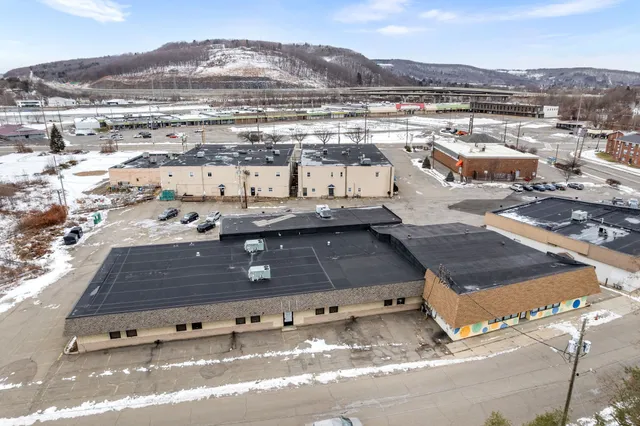 $12 | 457 State Street, Binghamton, NY 13901