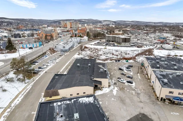 $12 | 457 State Street, Binghamton, NY 13901