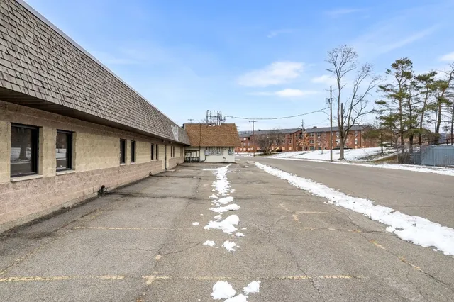 $12 | 457 State Street, Binghamton, NY 13901