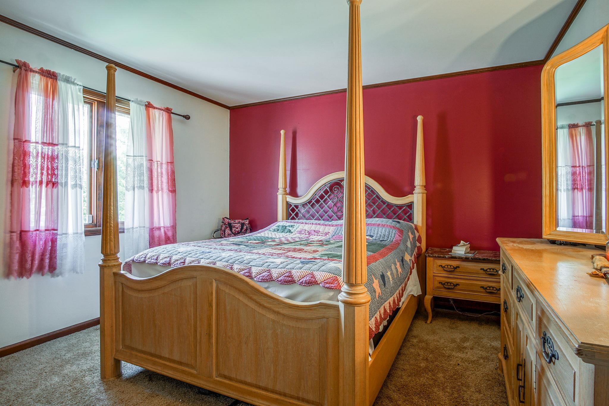 1035 Cheek Road Lewisburg, TN 37091 - Photo 24 of 30 Guest bedroom