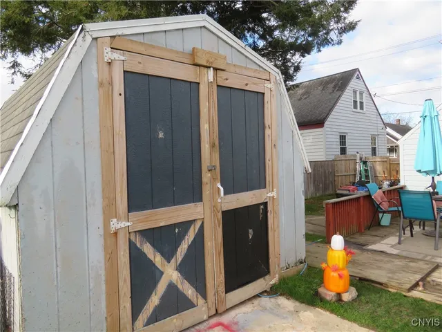 $139,900 | 2219 Highland Avenue, Whitestown, NY 13502