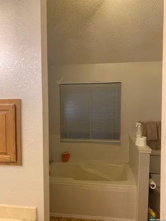 $1,800 | 3518 Herron Court, San Antonio, TX 78217