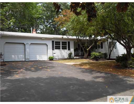 25 Academic Road East Brunswick, NJ 08816 - Photo 1 of 12 Gallery Image 1
