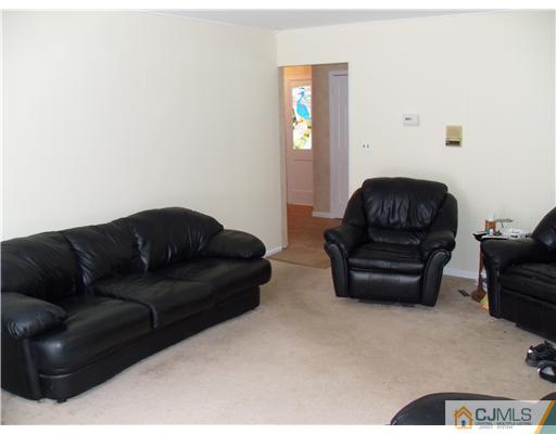 25 Academic Road East Brunswick, NJ 08816 - Photo 6 of 12 Gallery Image 6