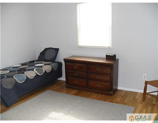 25 Academic Road East Brunswick, NJ 08816 - Photo 8 of 12 Gallery Image 8