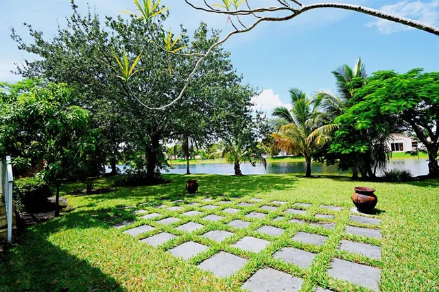 $4,500 | 1395 Northwest 155th Lane, Pembroke Pines, FL 33028