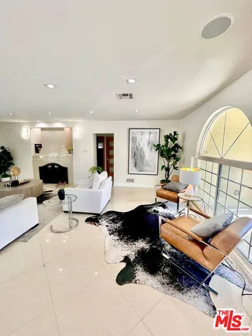 $14,500 | 1416 Pandora Avenue, Los Angeles, CA 90024