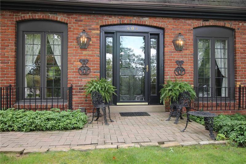 604 Harrogate Road Pittsburgh, PA 15241 - Photo 2 of 22 Gallery Image 2