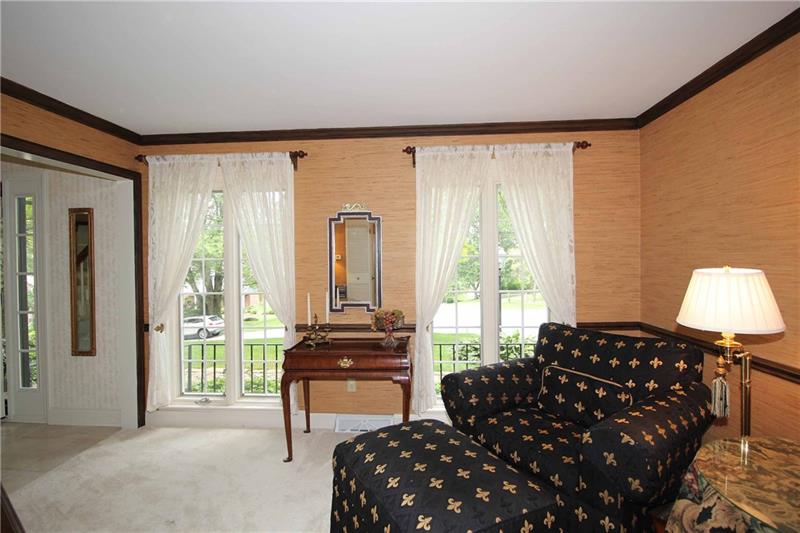 604 Harrogate Road Pittsburgh, PA 15241 - Photo 12 of 22 Gallery Image 12