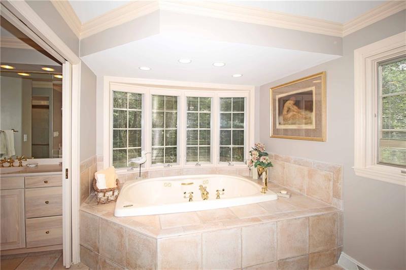 604 Harrogate Road Pittsburgh, PA 15241 - Photo 15 of 22 Gallery Image 15