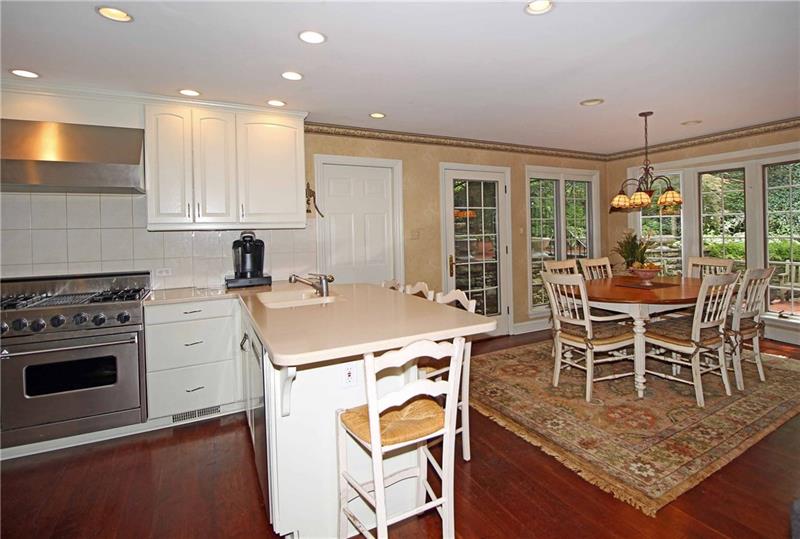 604 Harrogate Road Pittsburgh, PA 15241 - Photo 7 of 22 Gallery Image 7