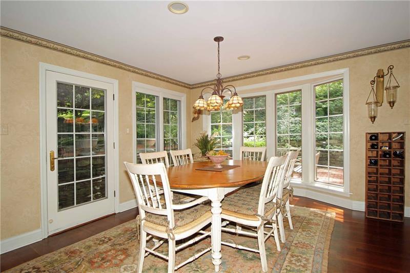 604 Harrogate Road Pittsburgh, PA 15241 - Photo 8 of 22 Gallery Image 8