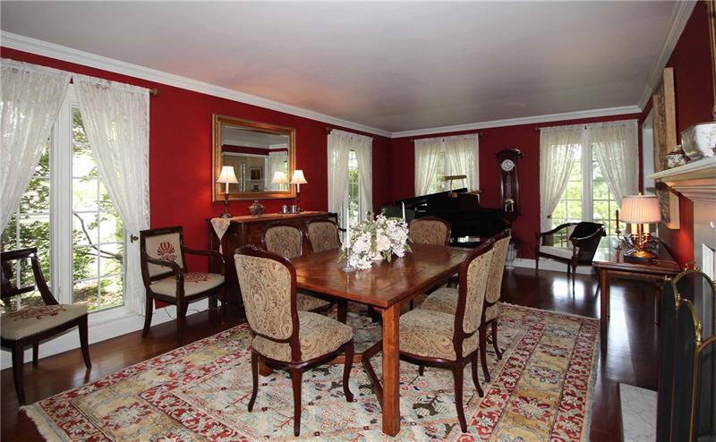 604 Harrogate Road Pittsburgh, PA 15241 - Photo 10 of 22 Gallery Image 10