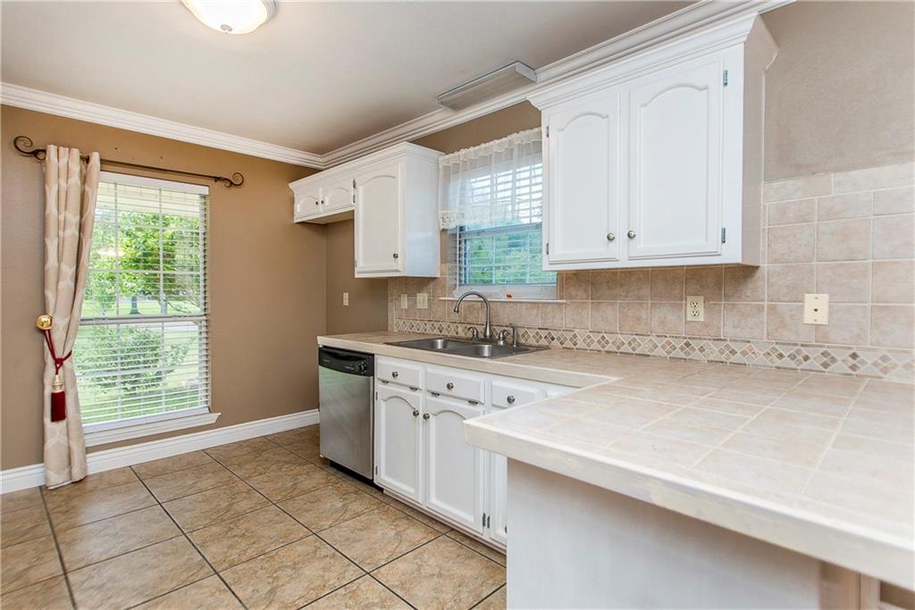 20094 Vineyard Road Hammond, LA 70401 - Photo 13 of 25 Gallery Image 13