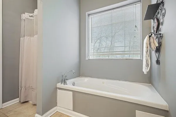 $425,000 | 85 Hickory Hills Drive, Dawsonville, GA 30534