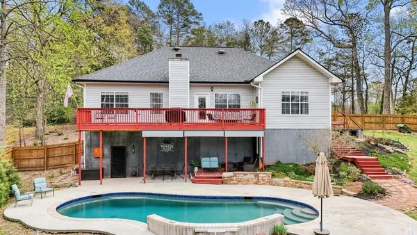 $425,000 | 85 Hickory Hills Drive, Dawsonville, GA 30534