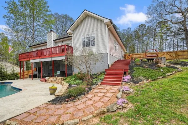 $425,000 | 85 Hickory Hills Drive, Dawsonville, GA 30534