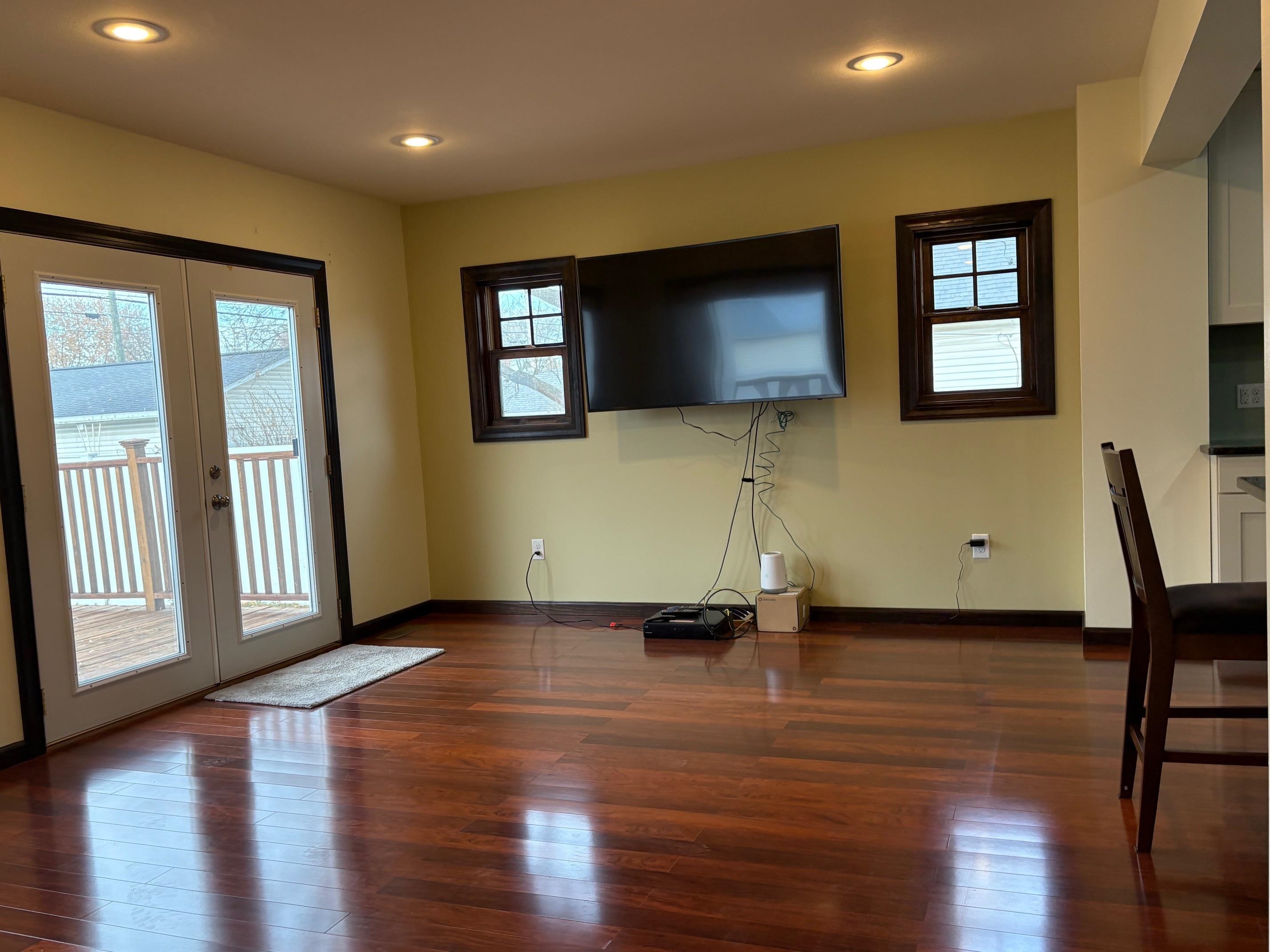 863 North Michigan Street Prairie du Chien, WI 53821 - Photo 11 of 33