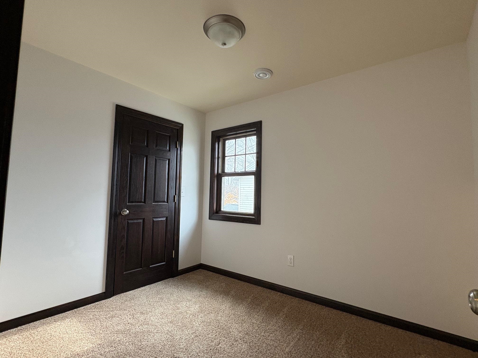 863 North Michigan Street Prairie du Chien, WI 53821 - Photo 27 of 33