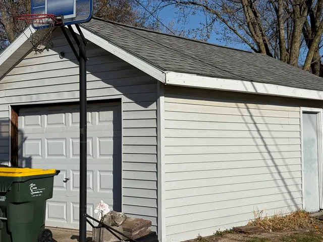 $289,900 | 863 North Michigan Street, Prairie du Chien, WI 53821