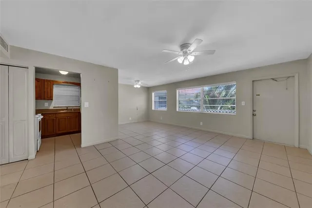 $2,050 | 2201 Northeast 36th Street, Unit 205, Lighthouse Point, FL 33064