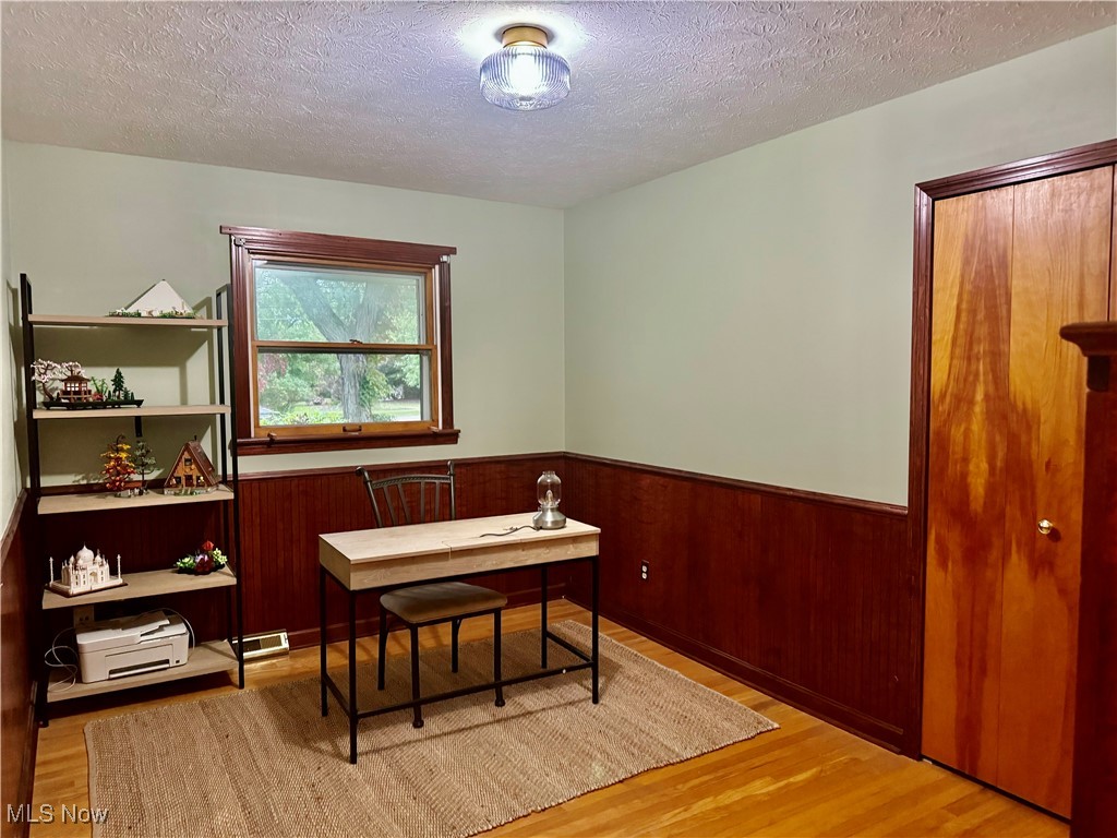 16624 Howe Road Strongsville, OH 44136 - Photo 24 of 32