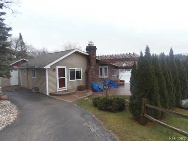 1555 Triangle Lake Road Howell, MI 48843 - Photo 1 of 1 793.JPG