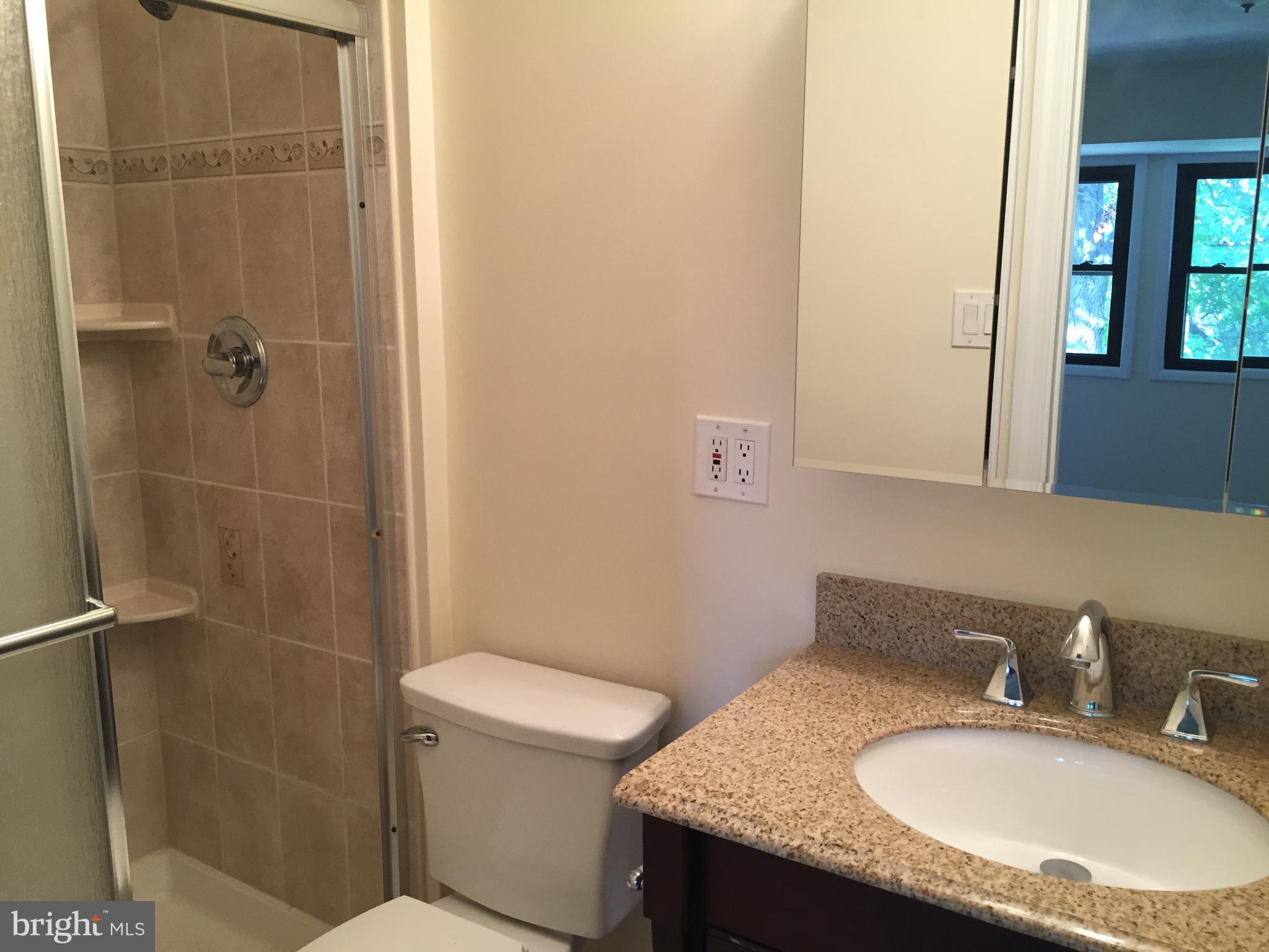 917 Jamestown Road East Windsor, NJ 08520 - Photo 8 of 14