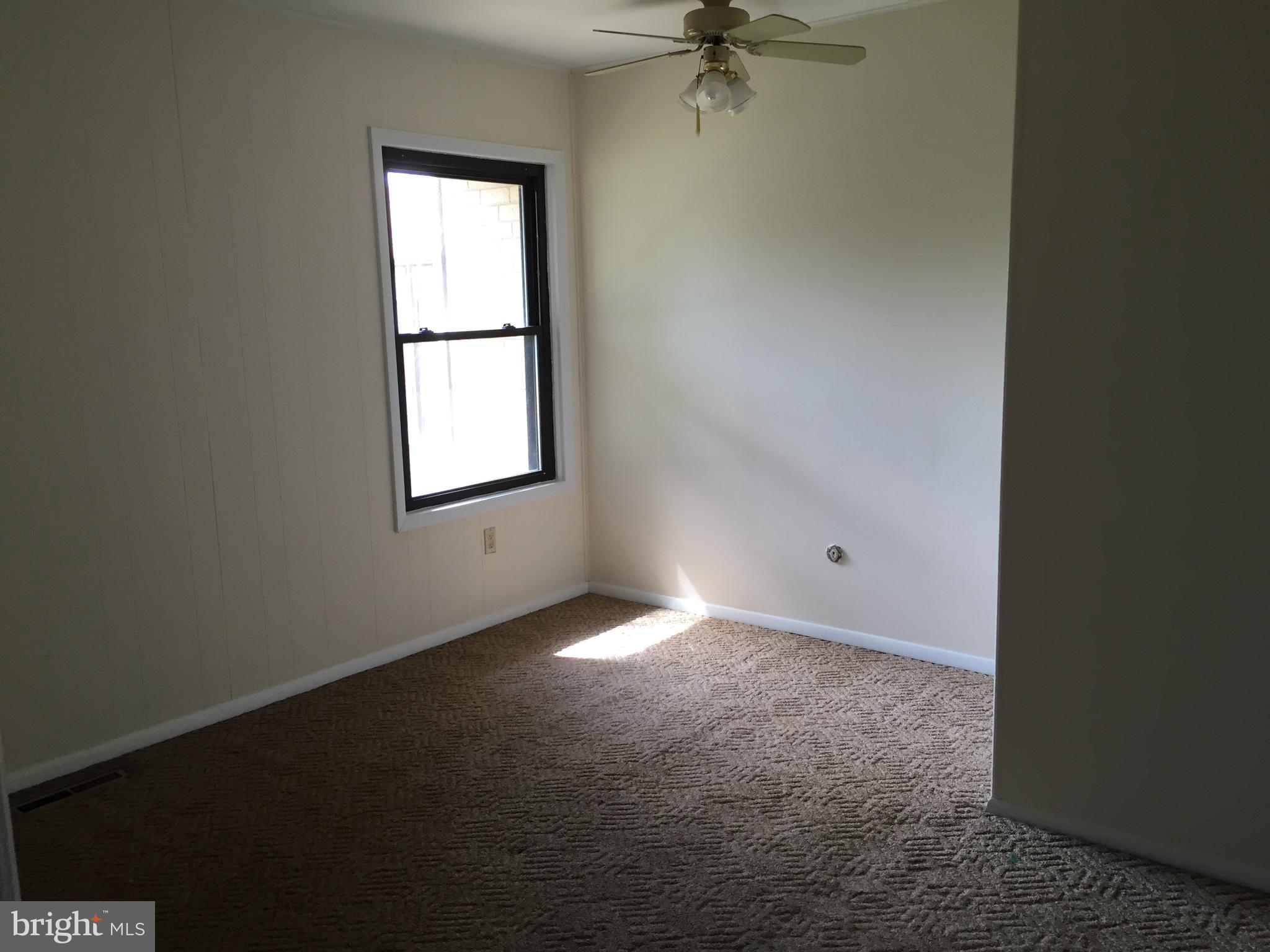 917 Jamestown Road East Windsor, NJ 08520 - Photo 9 of 14