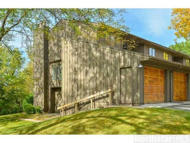 8992 Neill Lake Road Eden Prairie, MN 55347 - Photo 15 of 16 Gallery Image 15