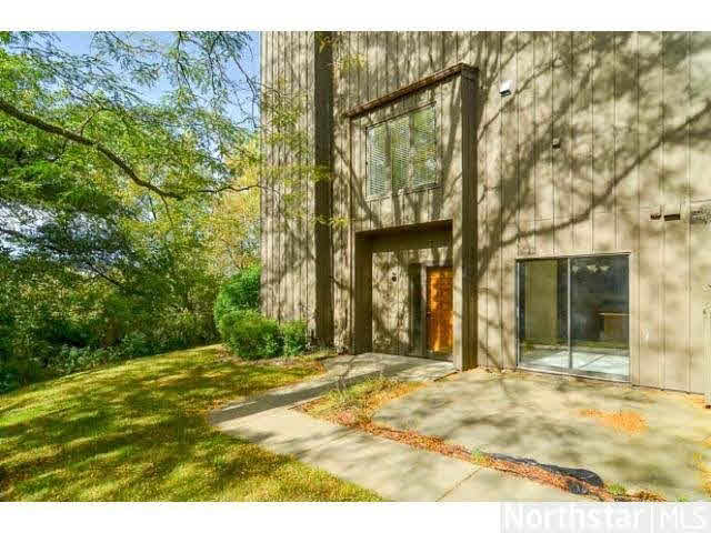 8992 Neill Lake Road Eden Prairie, MN 55347 - Photo 16 of 16 Gallery Image 16