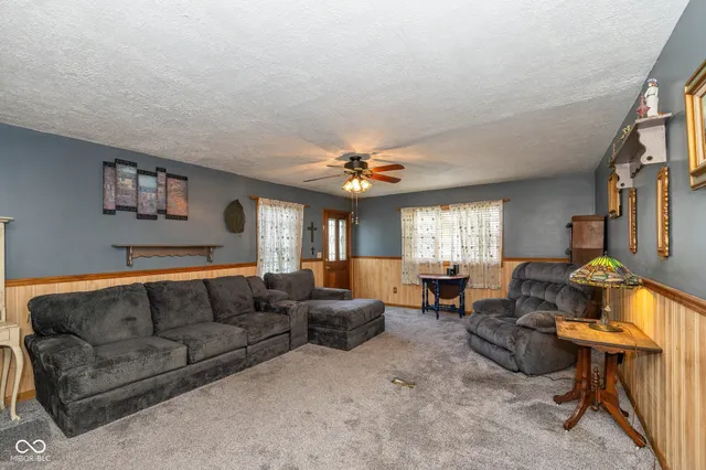 $200,000 | 60 Dunn Drive, Mooresville, IN 46158