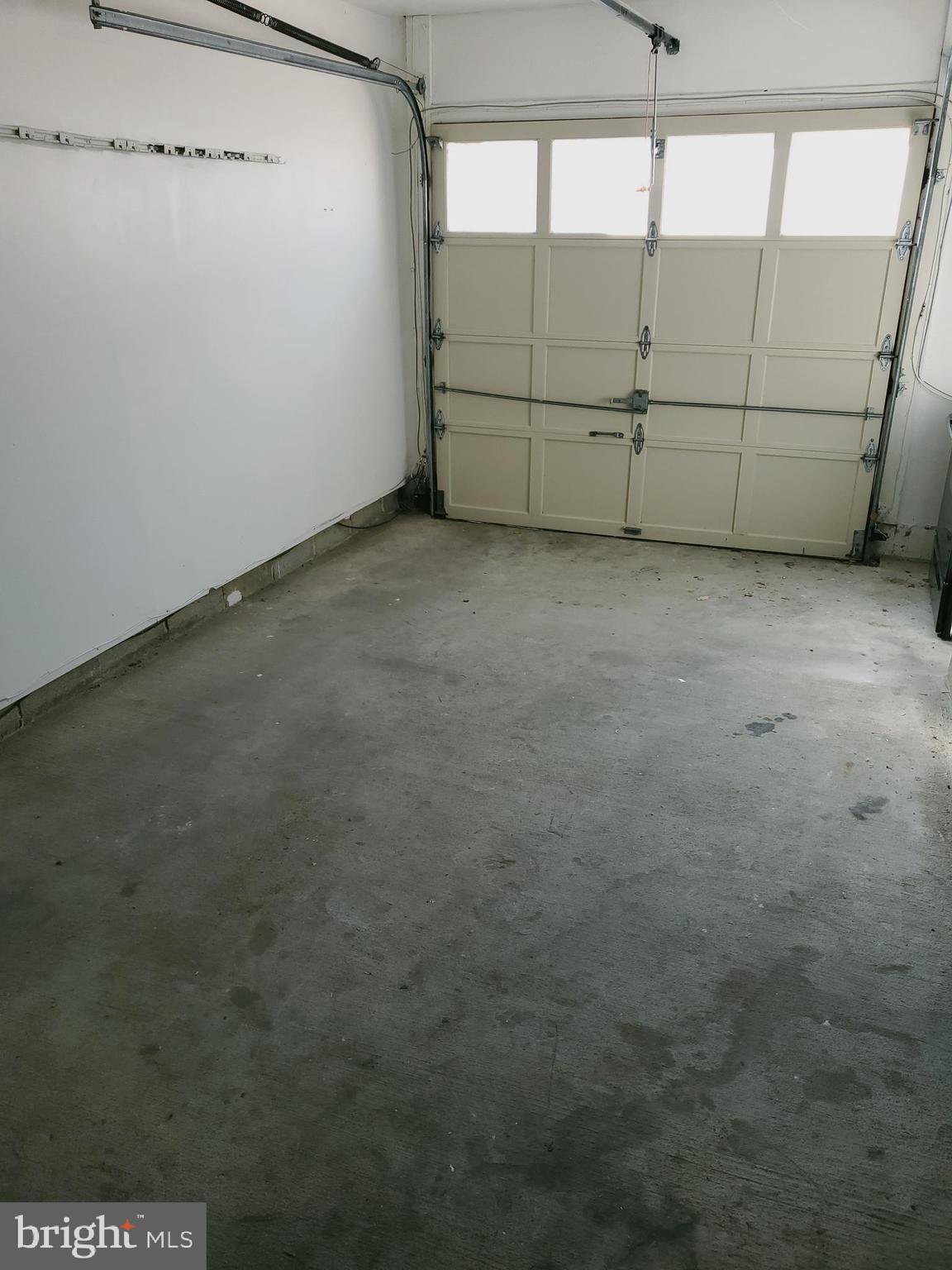 14522 Cambridge Circle Laurel, MD 20707 - Photo 15 of 15 a view of a garage