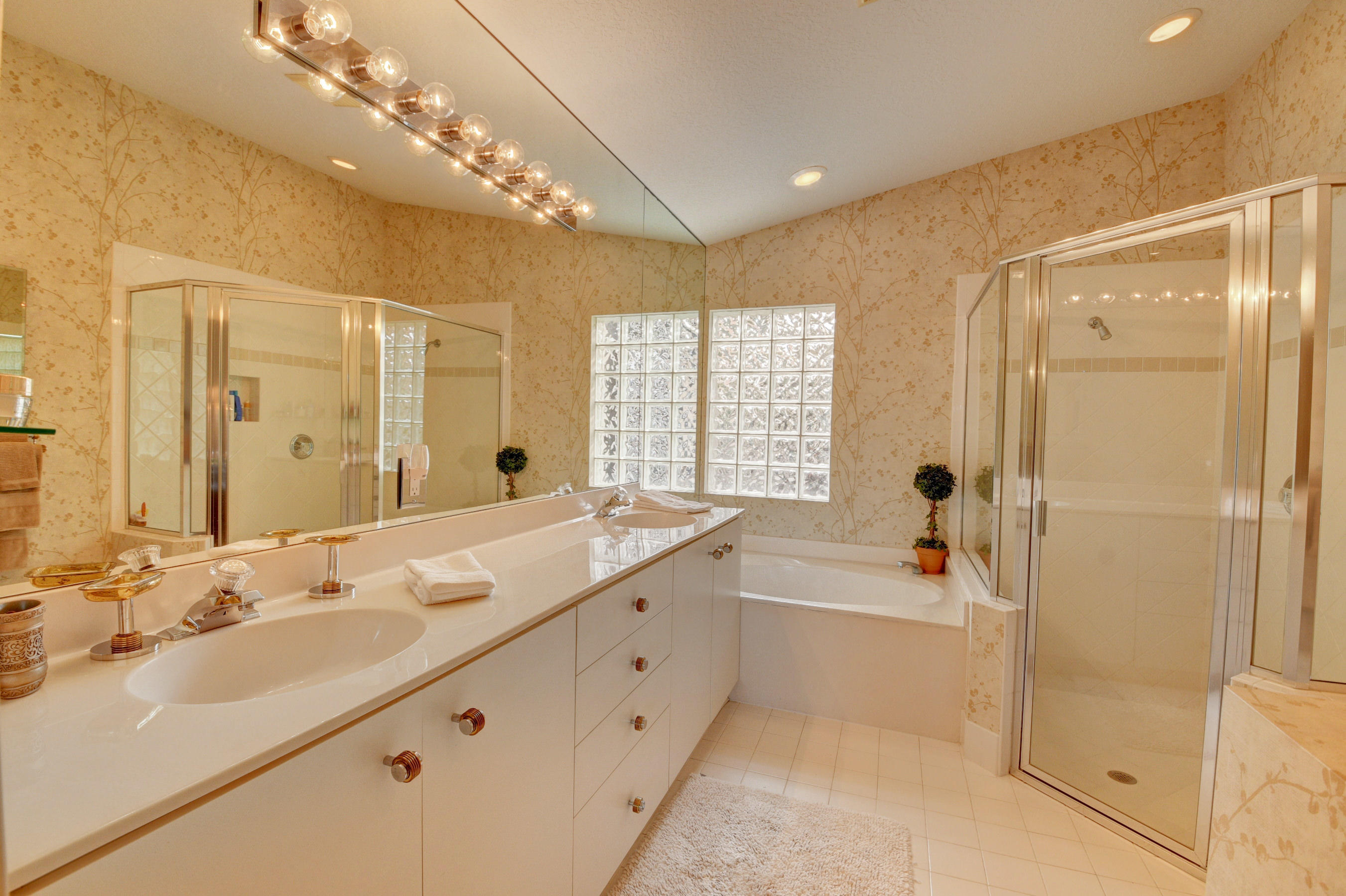 7367 Chorale Road Boynton Beach, FL 33437 - Photo 16 of 59 MASTER BATH