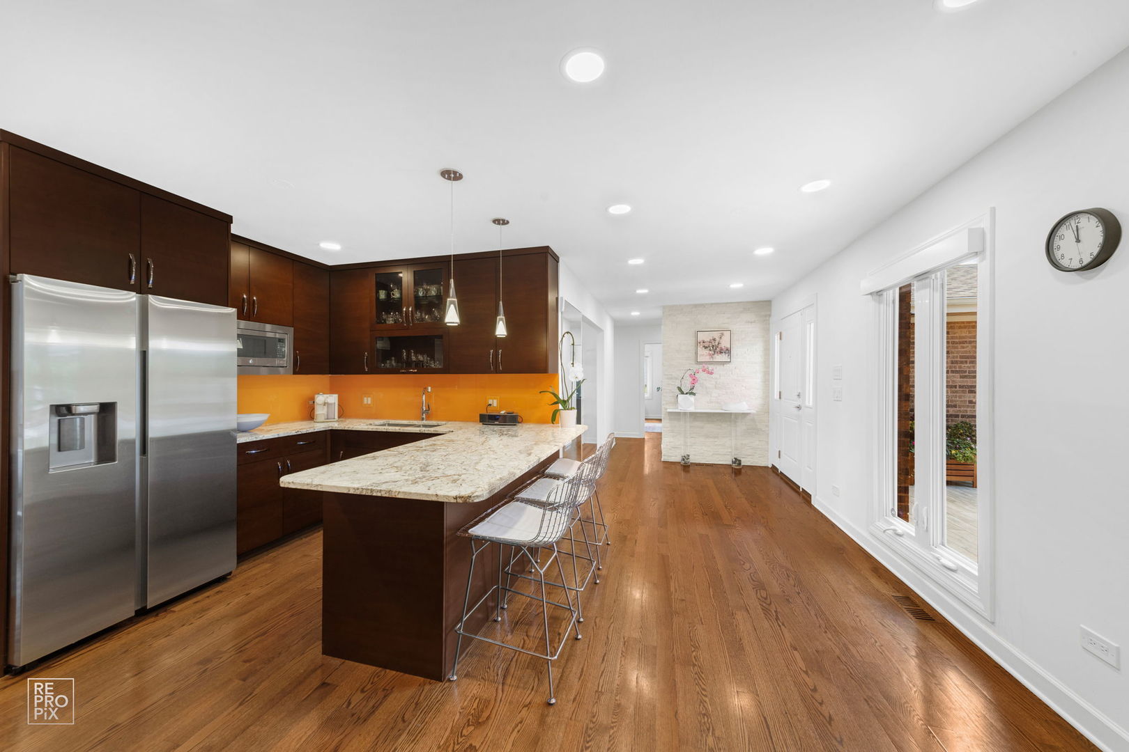 405 Greenwood Road Glenview, IL 60025 - Photo 15 of 40 Gallery Image 15