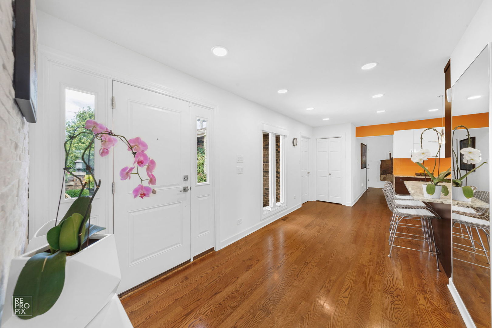 405 Greenwood Road Glenview, IL 60025 - Photo 20 of 40 Gallery Image 20