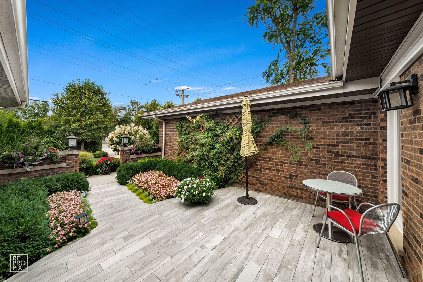 405 Greenwood Road Glenview, IL 60025 - Photo 5 of 40 Gallery Image 5